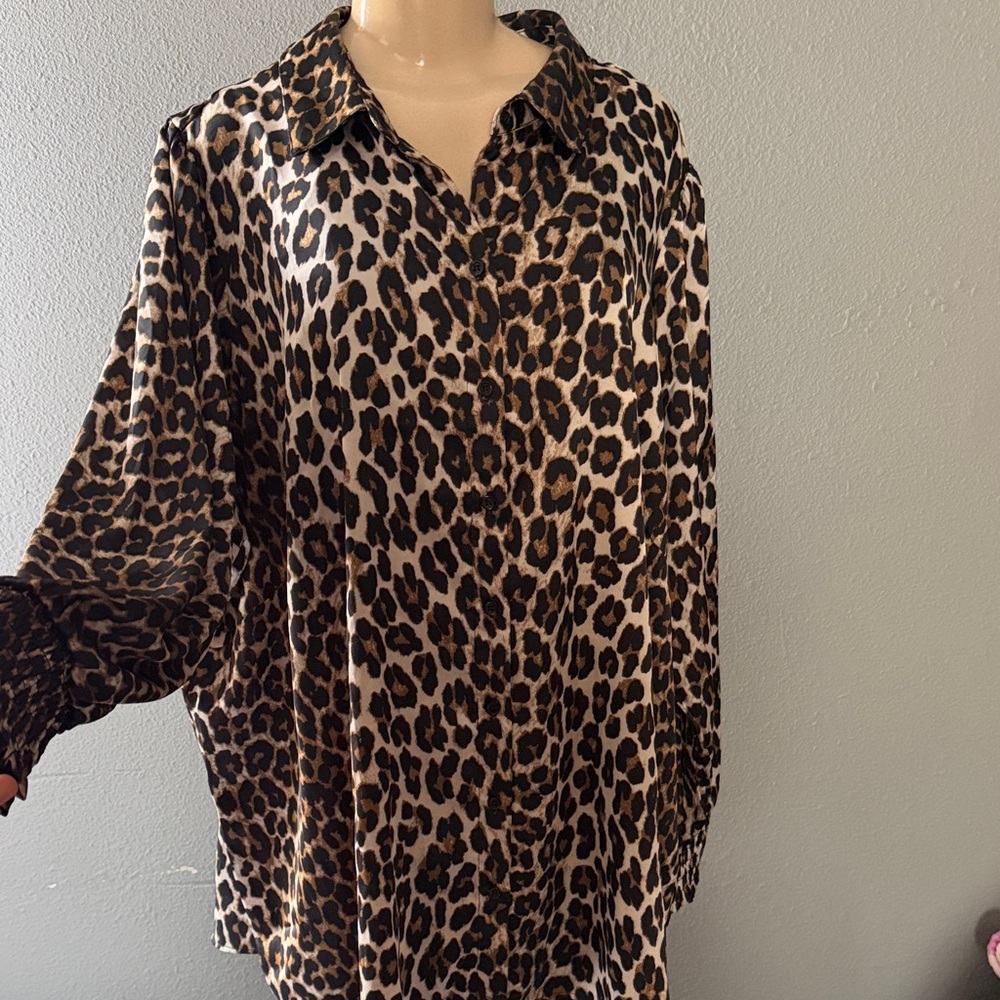 Leopard Print Button-Up Blouse - Brown/Black